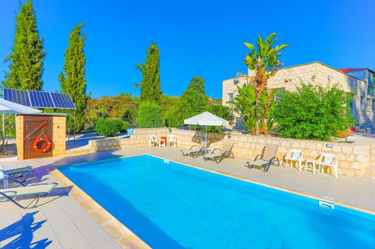 Villa Georgios Rafaela Полис Екстериор снимка